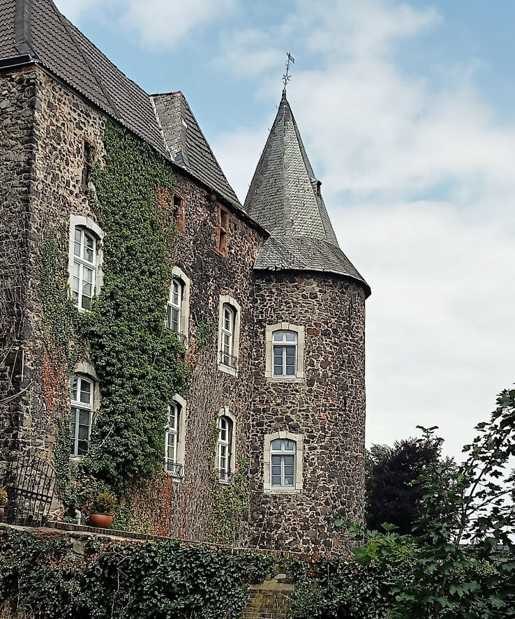 Burg Röthgen, Eschweiler, Germany, Germany